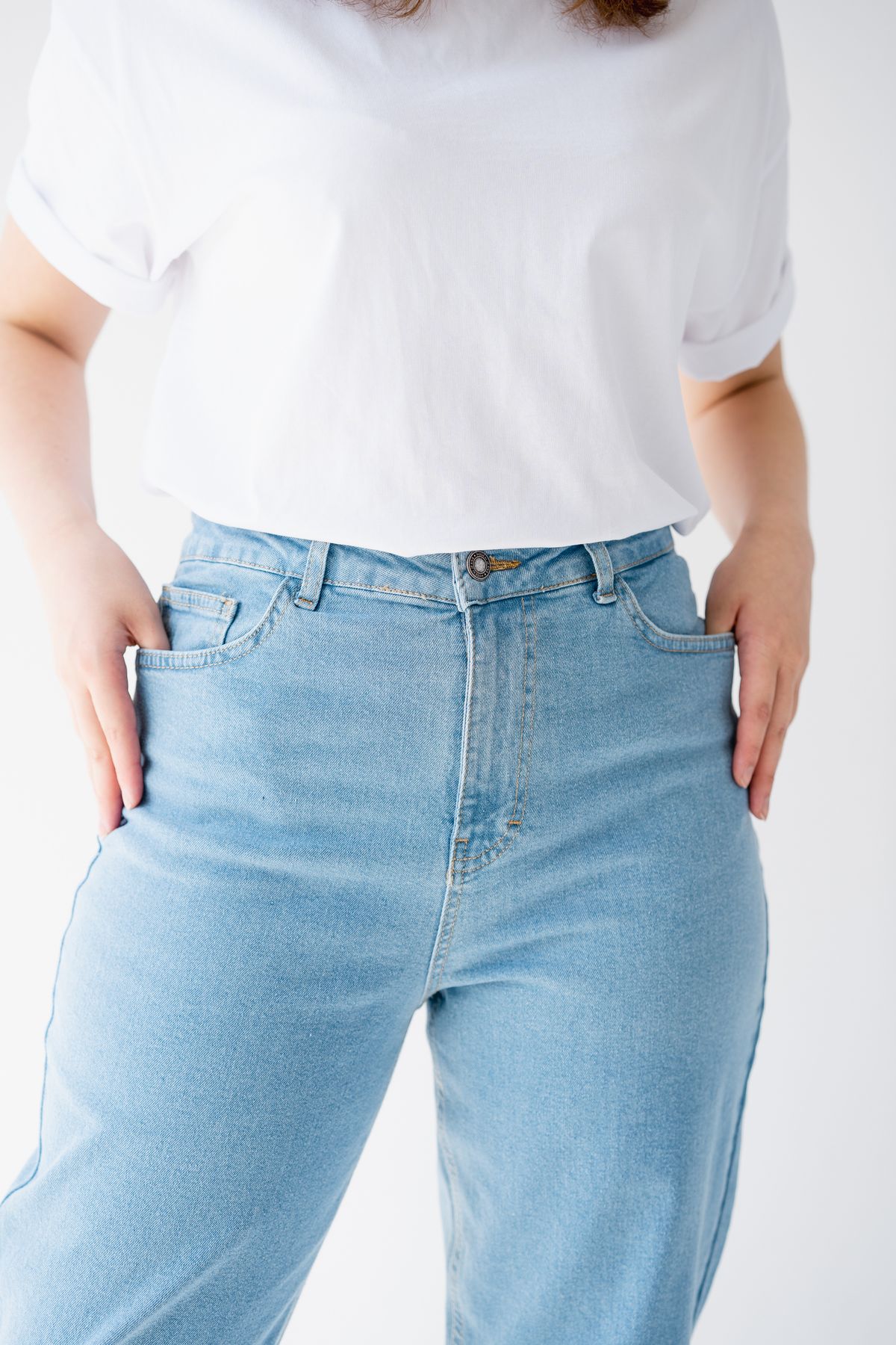 Quần Jean Nữ Wash Rách Cá Tính