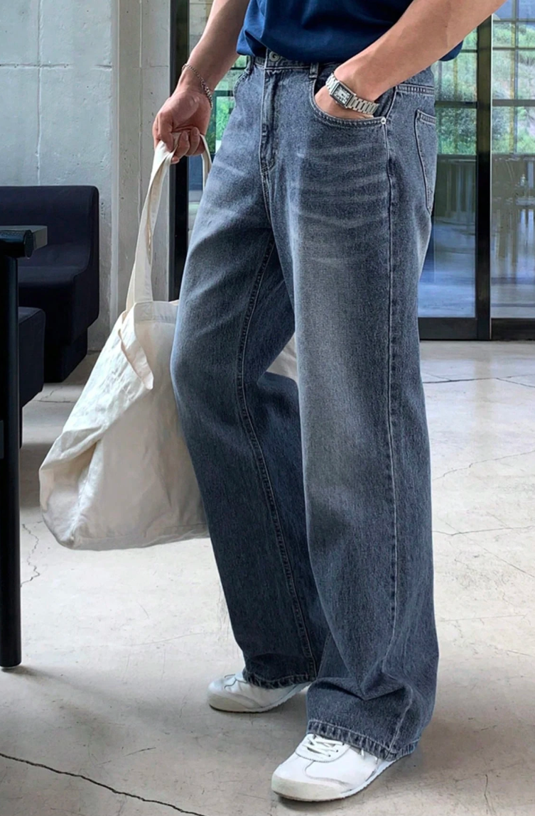 Quần Jeans Suông Xanh Trung Tính