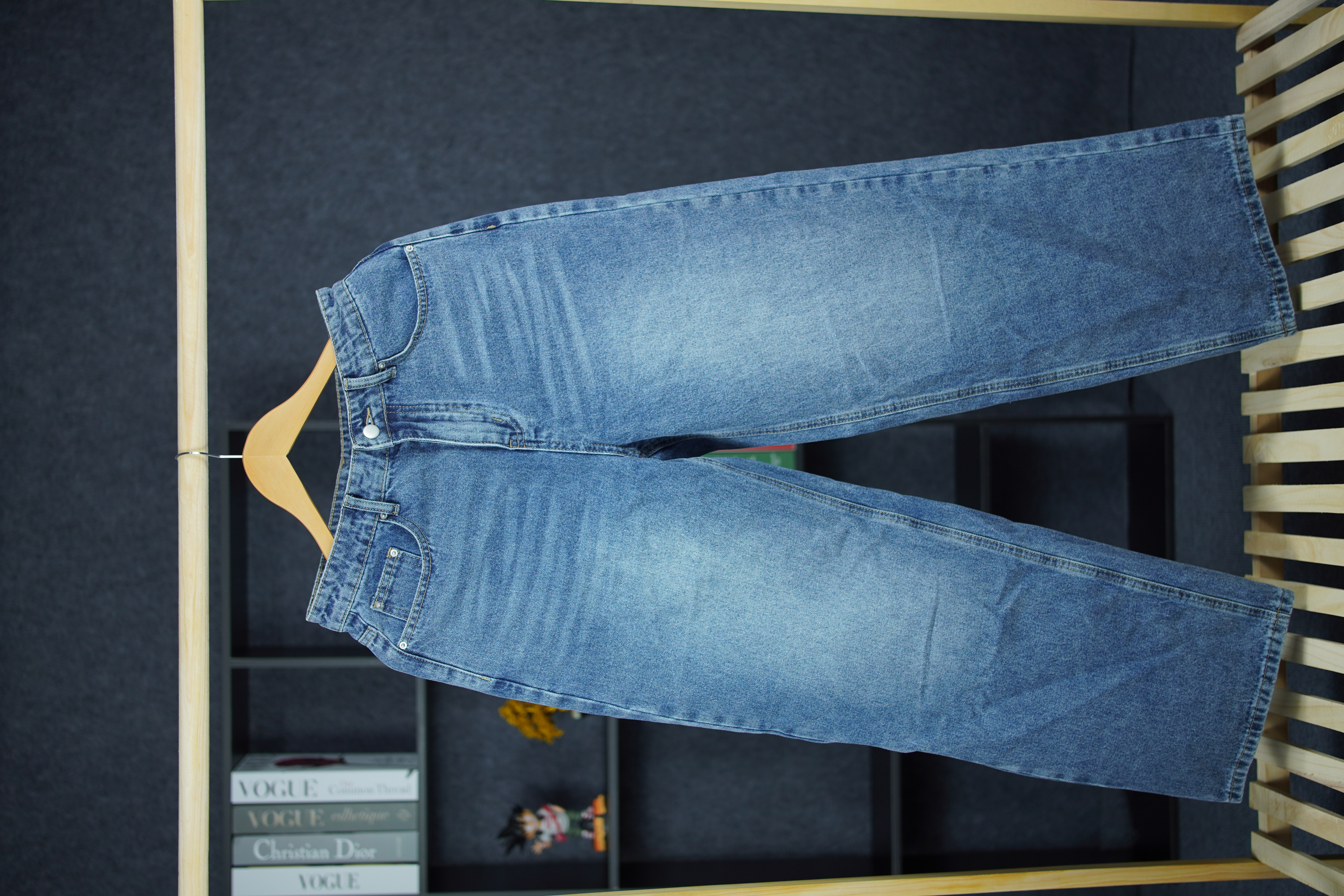 Quần Jeans Suông Xanh Trung Tính